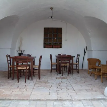 Masseria Trotta Bed and breakfast 4*