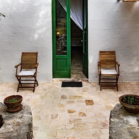 Masseria Trotta Bed & Breakfast