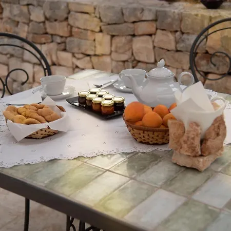 Masseria Trotta Bed & Breakfast 2*