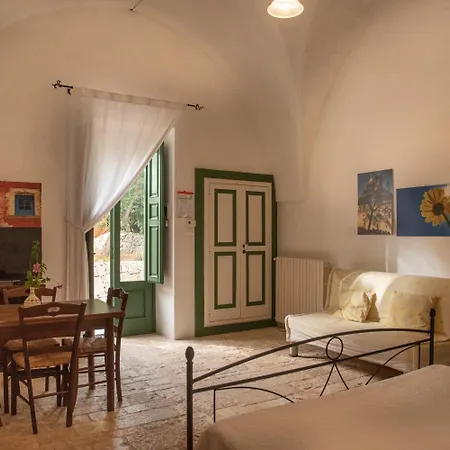 Masseria Trotta Couette-café